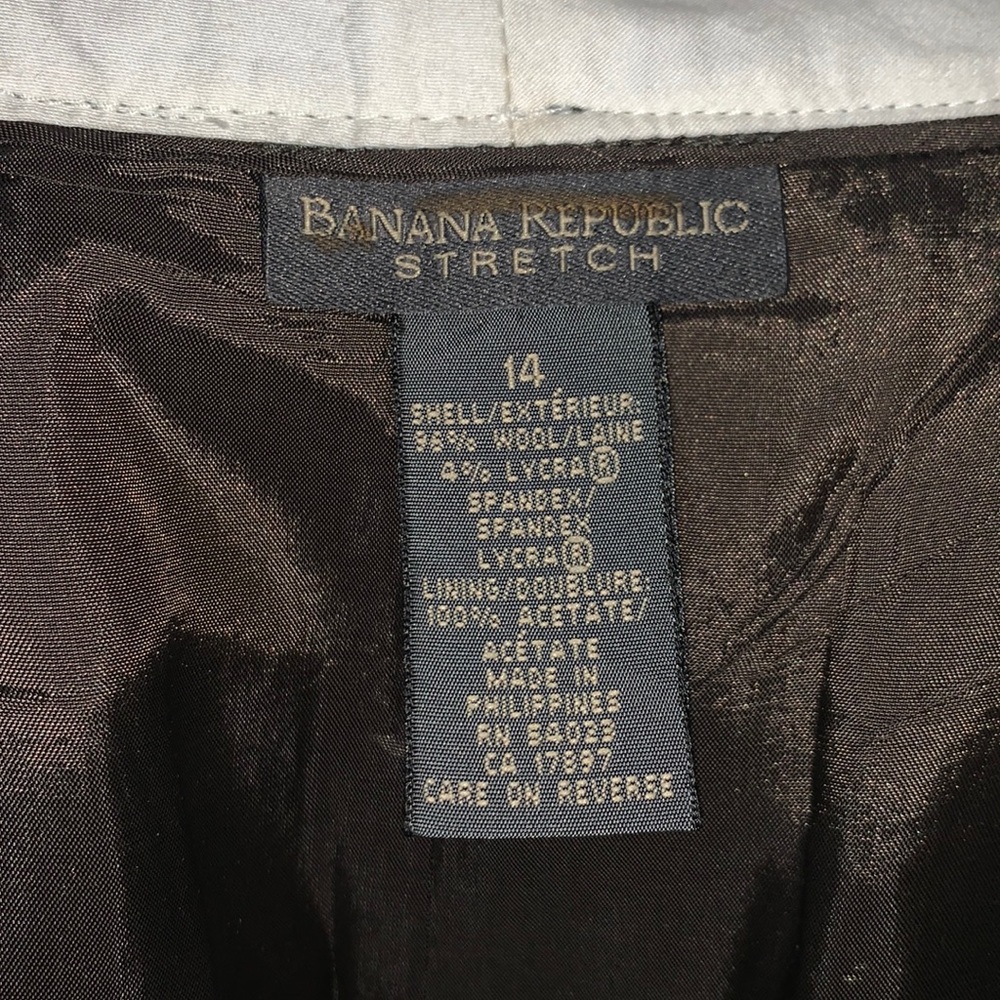 Barely worn lined skirt